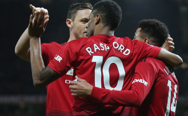 英超赛场上 英超赛场上